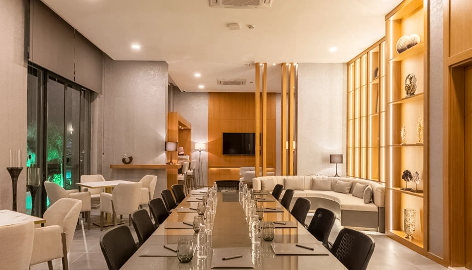 هتل یونیک لایف استایل کوش آداسی